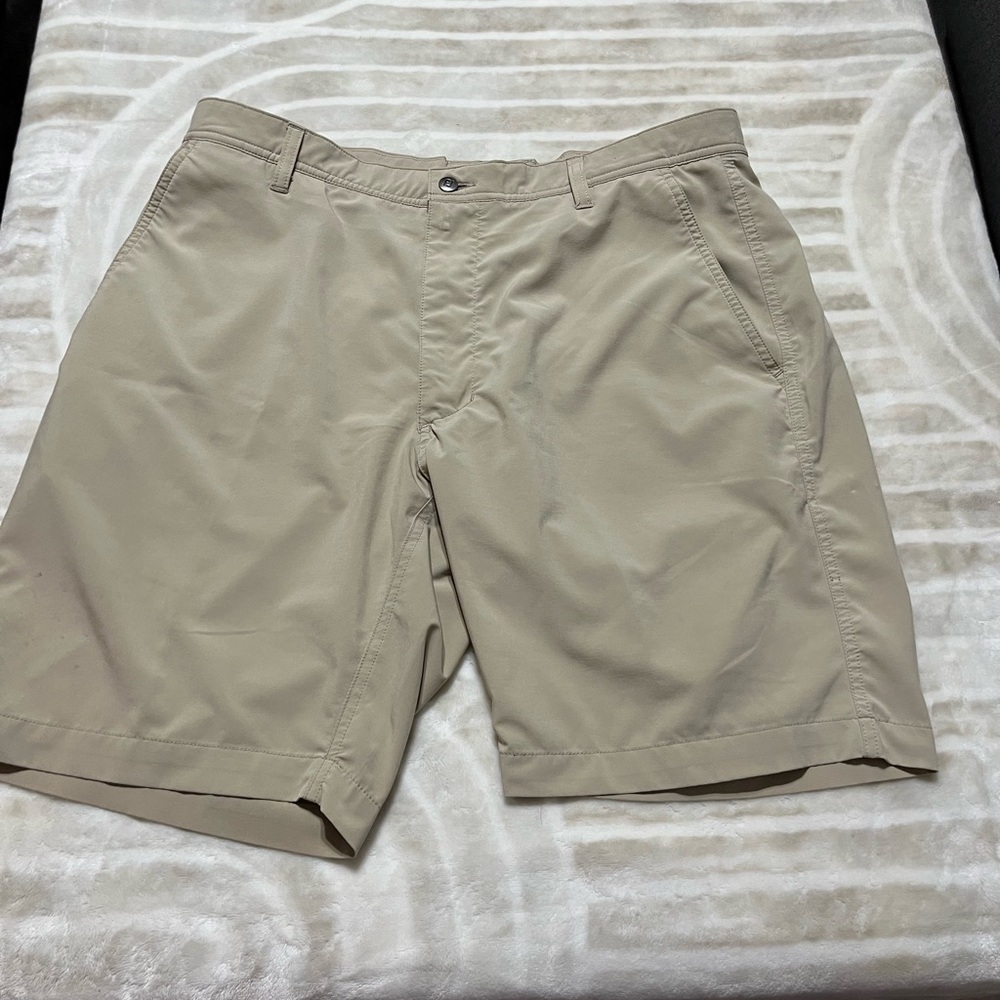 Footjoy 35 Men's Tan Golf Shorts